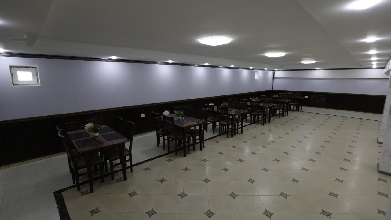 Sharq Hotel Urgench Exterior foto