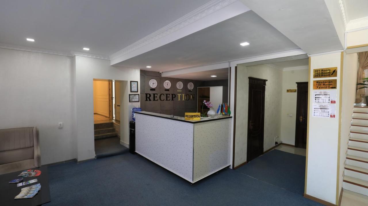 Sharq Hotel Urgench Exterior foto